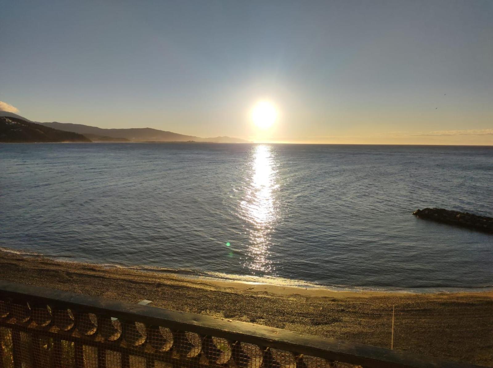 Balcon Playa Y Piscina Velimar Pondos Leilighet Almuñécar Eksteriør bilde